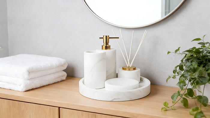 2.Bathroom Suites & Tissue Boxes & Ashtrays