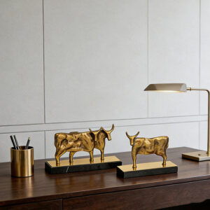 Sculptures & Figurines