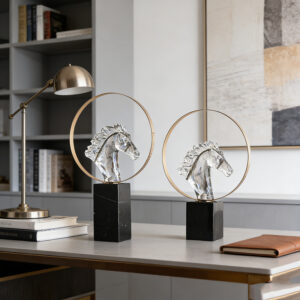 Sculptures & Figurines