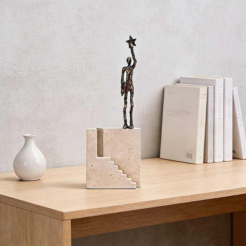 Sculptures & Figurines