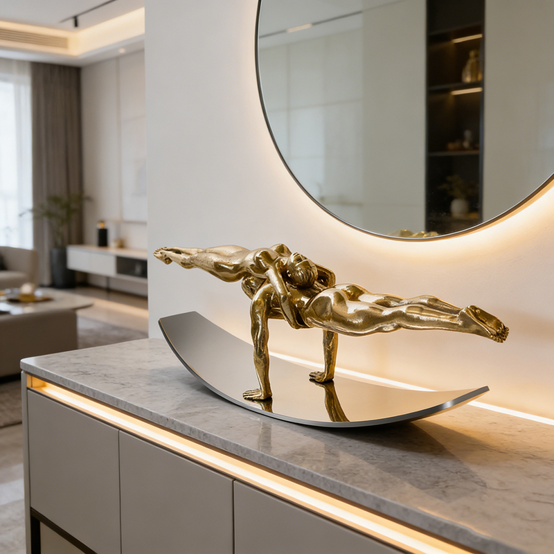 Sculptures & Figurines