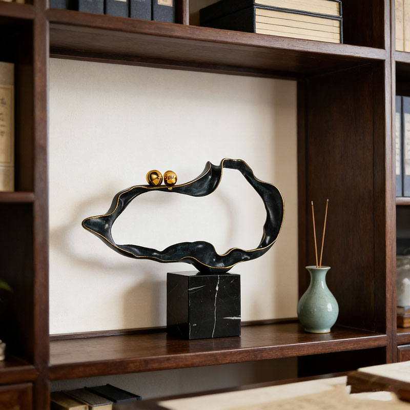 Decorative Objects